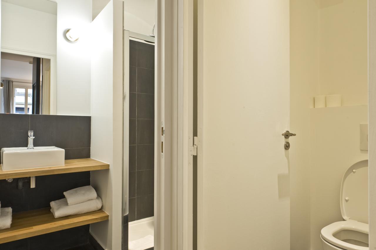 Pick A Flat - Rue De Navarin Apartment / Place Saint Georges * Paris